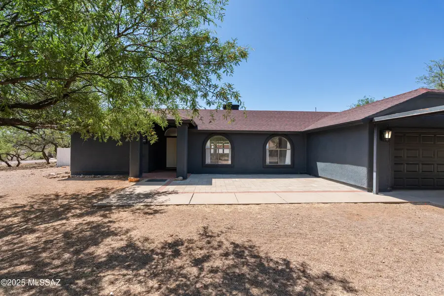 741 Via Vanilla, Rio Rico, AZ 85648 - Image #2