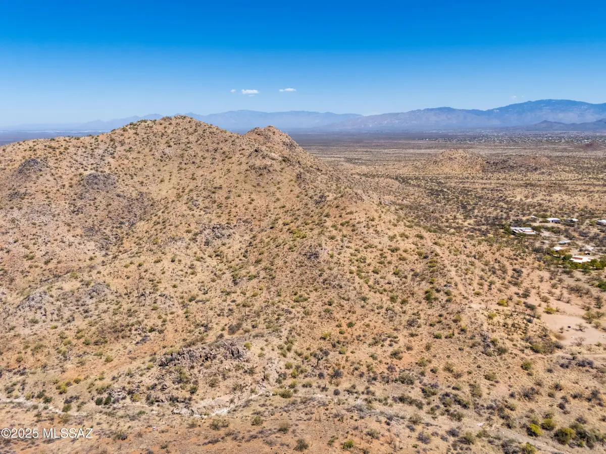 0 E Camino Aurelia, Corona De Tucson, AZ 85641 - #1