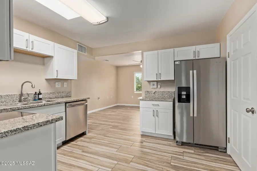 1239 N Beverly Avenue, Tucson, AZ 85712 - Image #2