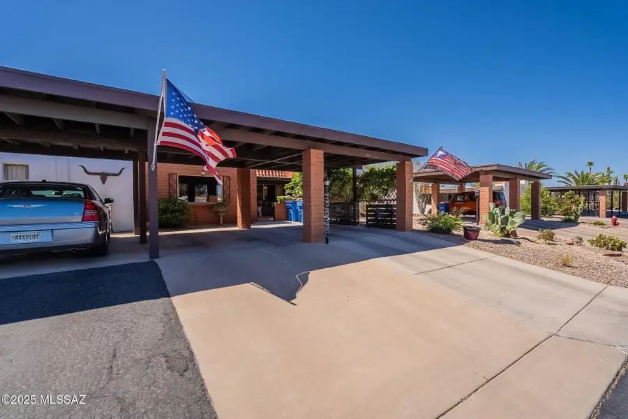 413 N Calle Del Diablo, Green Valley, AZ 85614 - Image #2