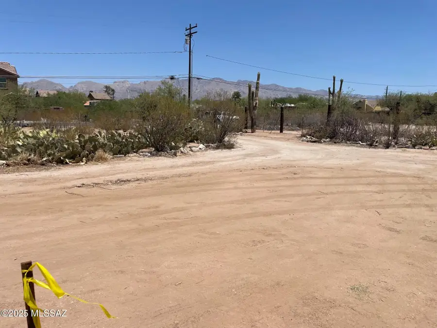 1110 E Halcyon Road, Tucson, AZ 85719 - Image #3