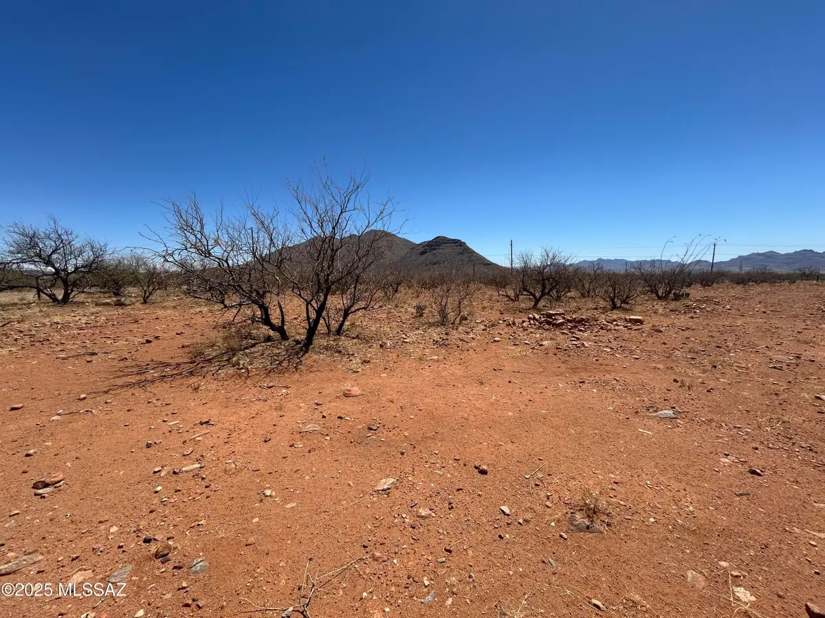 946 Camino Carina #F, Rio Rico, AZ 85648 - Image #1