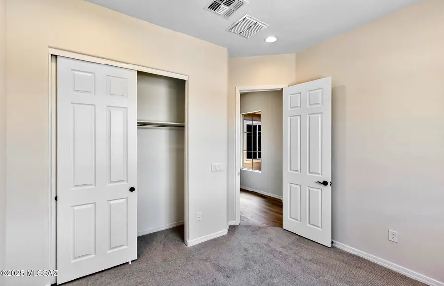 13382 N Sanidine Drive, Oro Valley, AZ 85755 - Image #3