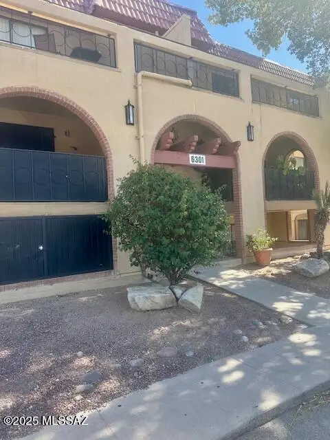6301 N Barcelona Court #1001, Tucson, AZ 85704 - Image #2