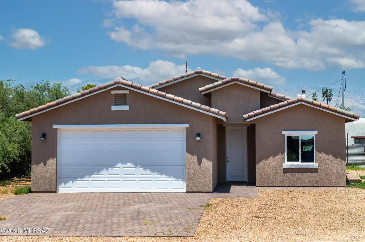 1139 W District Street, Tucson, AZ 85714 - Image #1