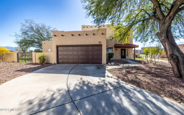 7420 W Aster Drive, Tucson, AZ 85743
