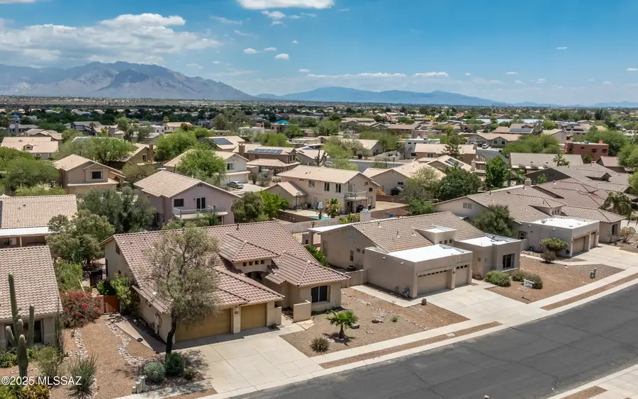 8892 N Silver Moon Way, Tucson, AZ 85743 - Image #3