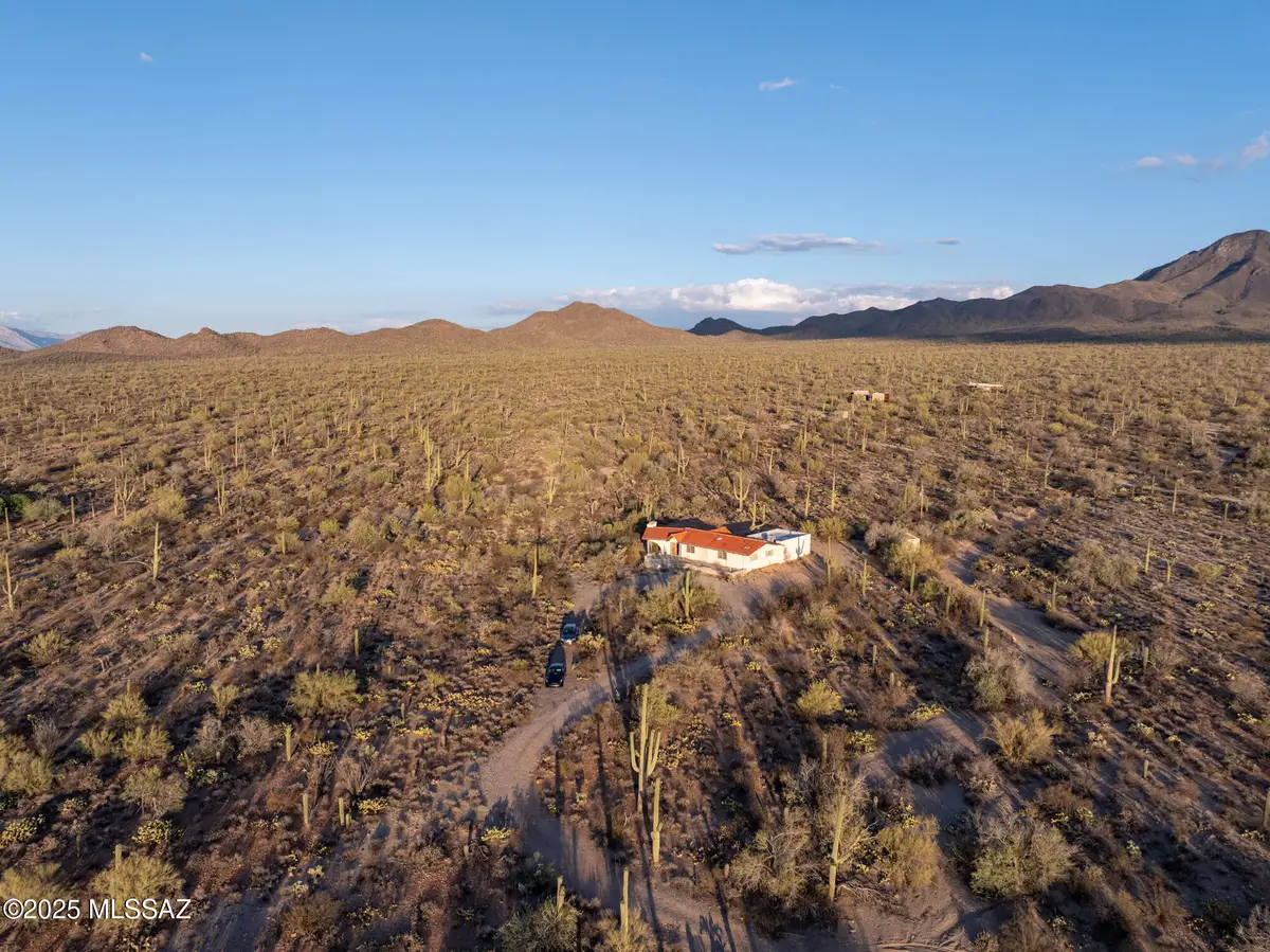 5730 N Tula Lane, Tucson, AZ 85743 - Image #1