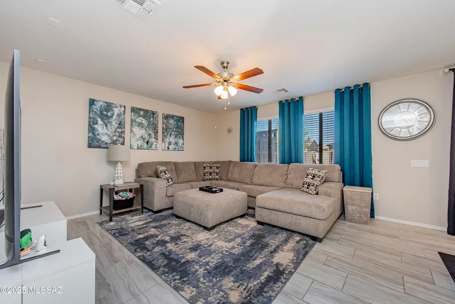 21224 E Freedom Drive, Red Rock, AZ 85145 - Image #2