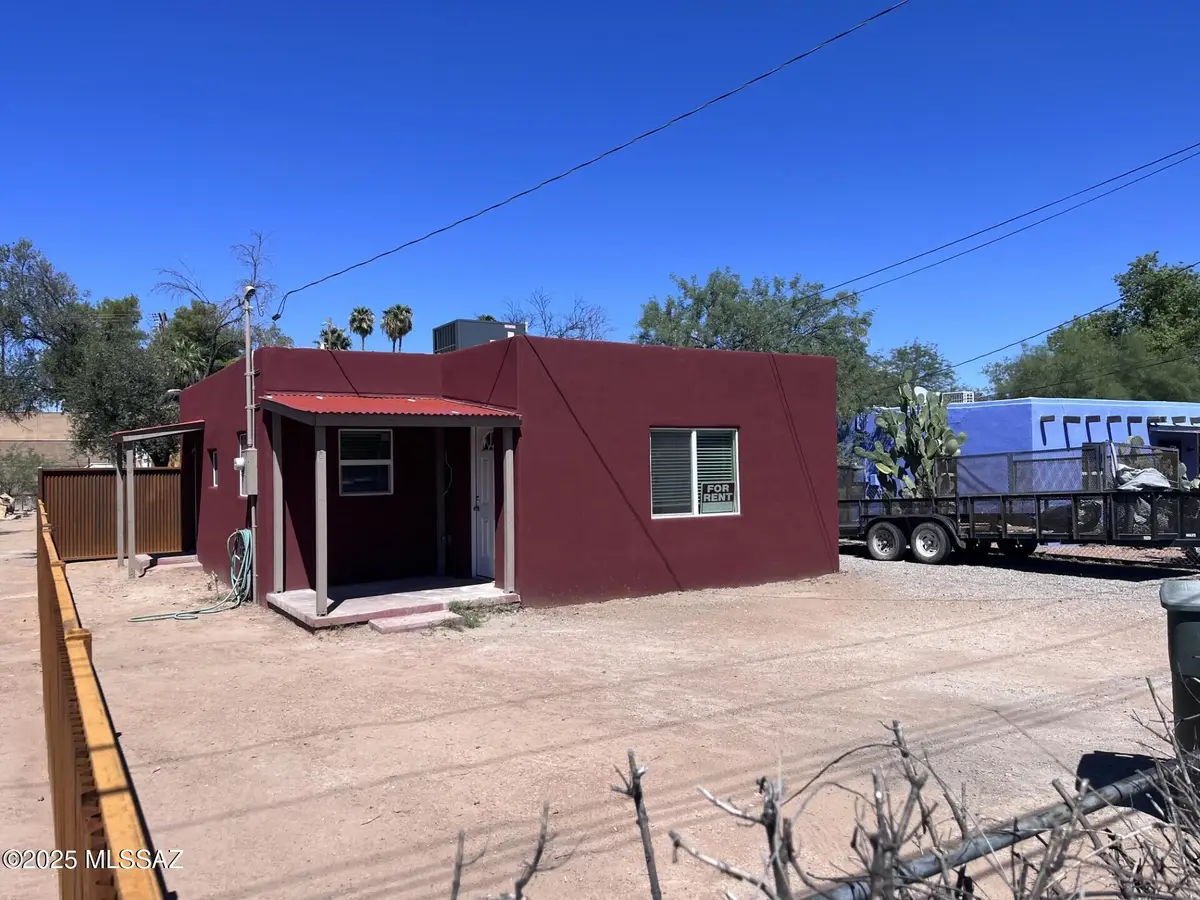 1385 E Hedrick, Tucson, AZ 85719 - Image #1