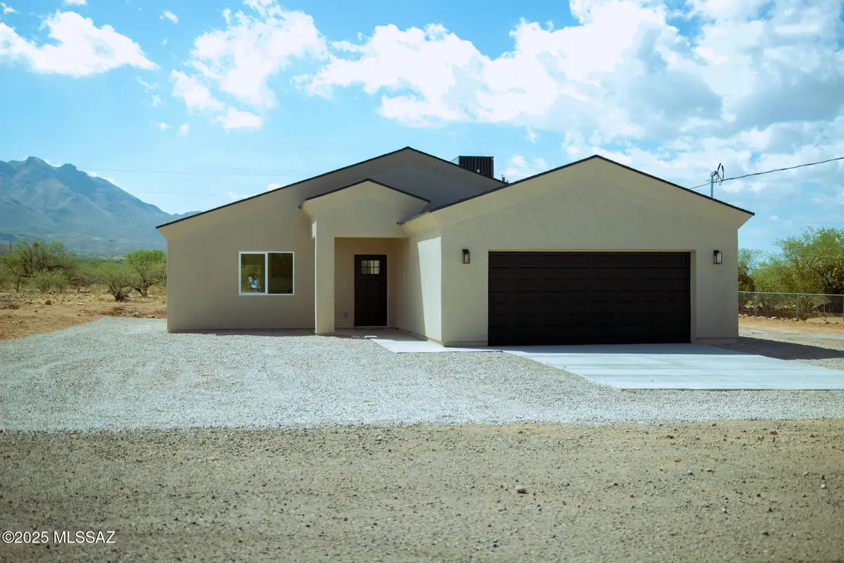 29 Camino India, Rio Rico, AZ 85648 - #1