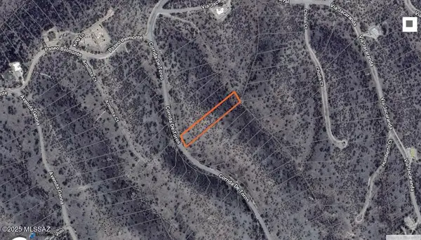 1142 Corrida De Toros #16, Rio Rico, AZ 85648