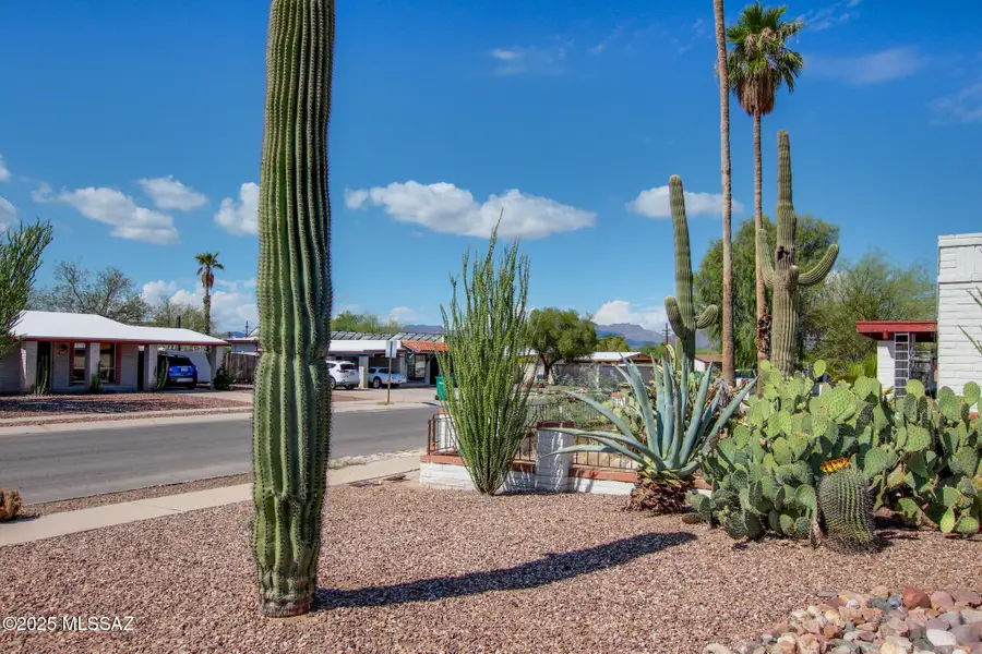 2860 W Via Del Santo, Tucson, AZ 85741 - Image #3