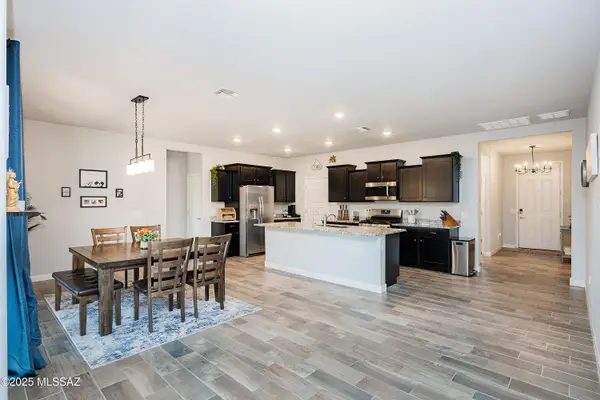 223 W Sg Posey Street, Vail, AZ 85641