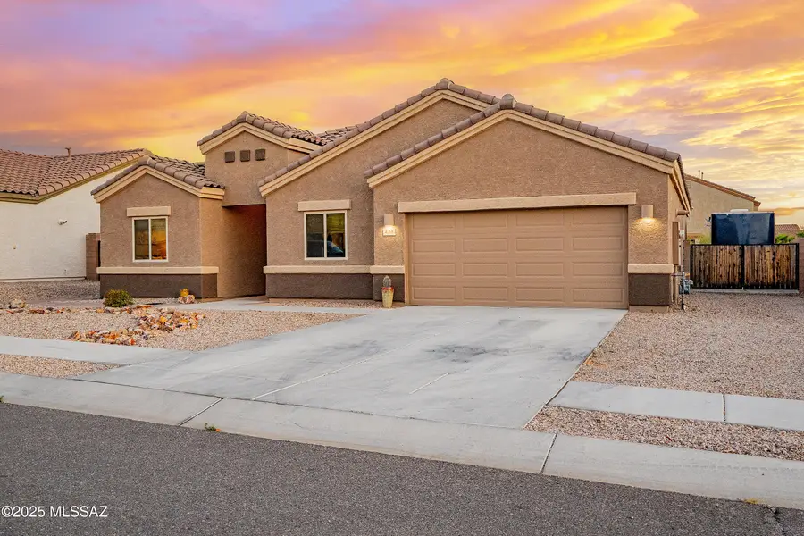 223 W Sg Posey Street, Vail, AZ 85641 - Image #2