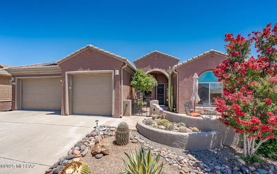 2048 W Cactus Run Drive, Green Valley, AZ 85622 - Image #2
