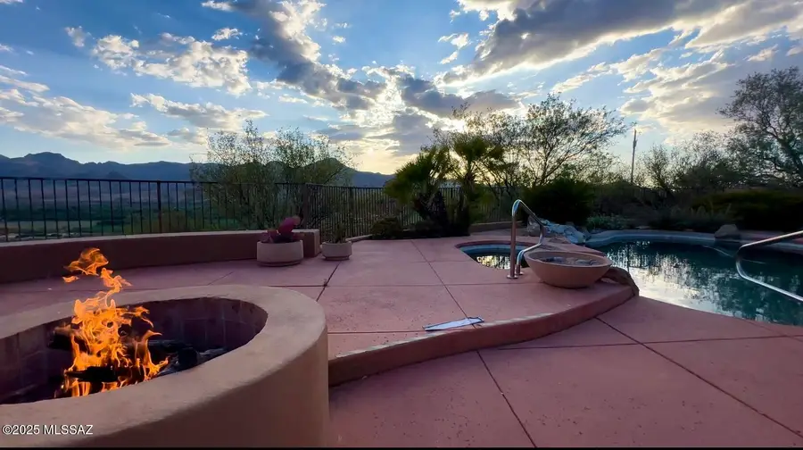 38 Avenida De Las Naciones, Rio Rico, AZ 85648 - Image #3