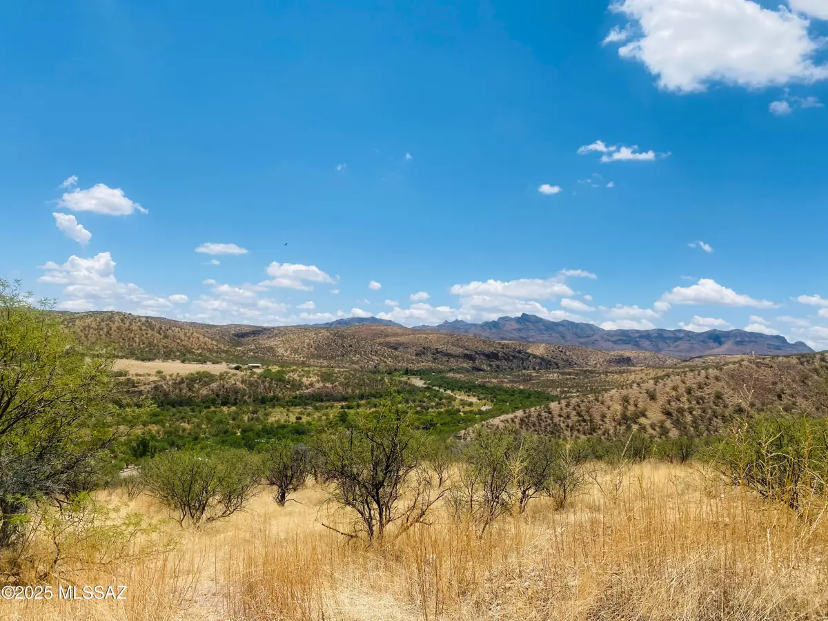 1537 Circulo Sombrero, Rio Rico, AZ 85648 - Image #1