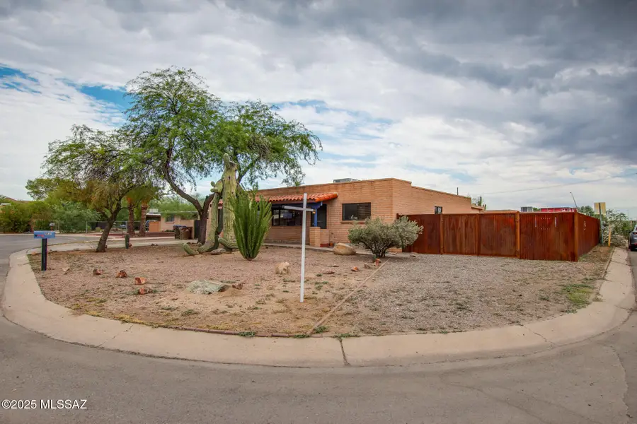 4431 W Placita Rebecca, Tucson, AZ 85741 - Image #2
