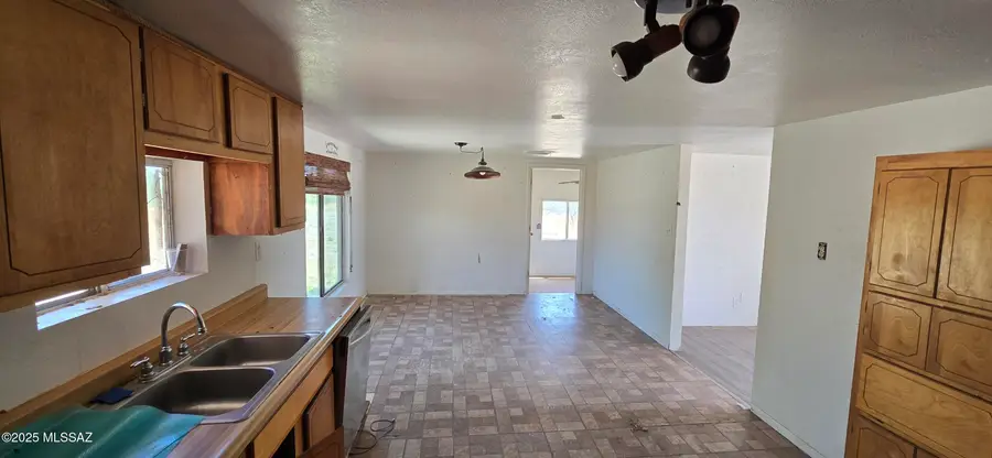 9412 E Nevada Drive, Hereford, AZ 85615 - Image #3