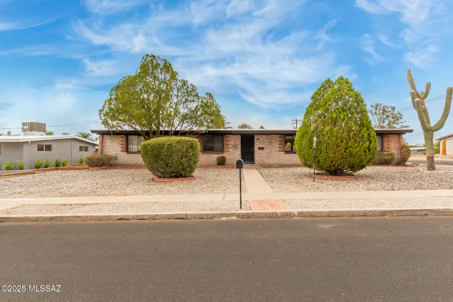 5261 E Rosewood Street, Tucson, AZ 85711 - Image #2
