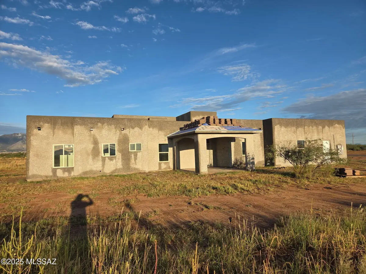 10042 La Tierra Roja Drive, Hereford, AZ 85615 - Image #1