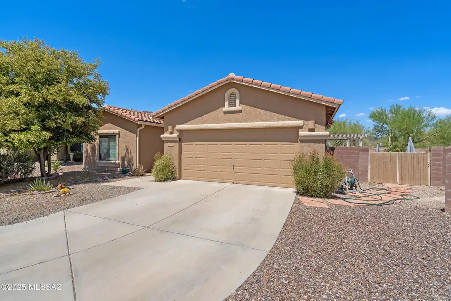 8321 N Crested Quail Drive, Tucson, AZ 85743 - Image #3