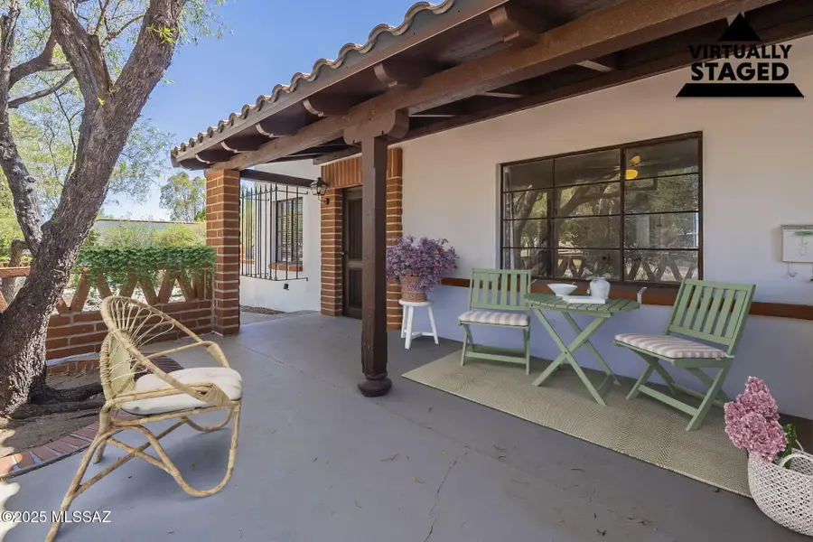 221 S Paseo Tierra #APT A, Green Valley, AZ 85614 - Image #3