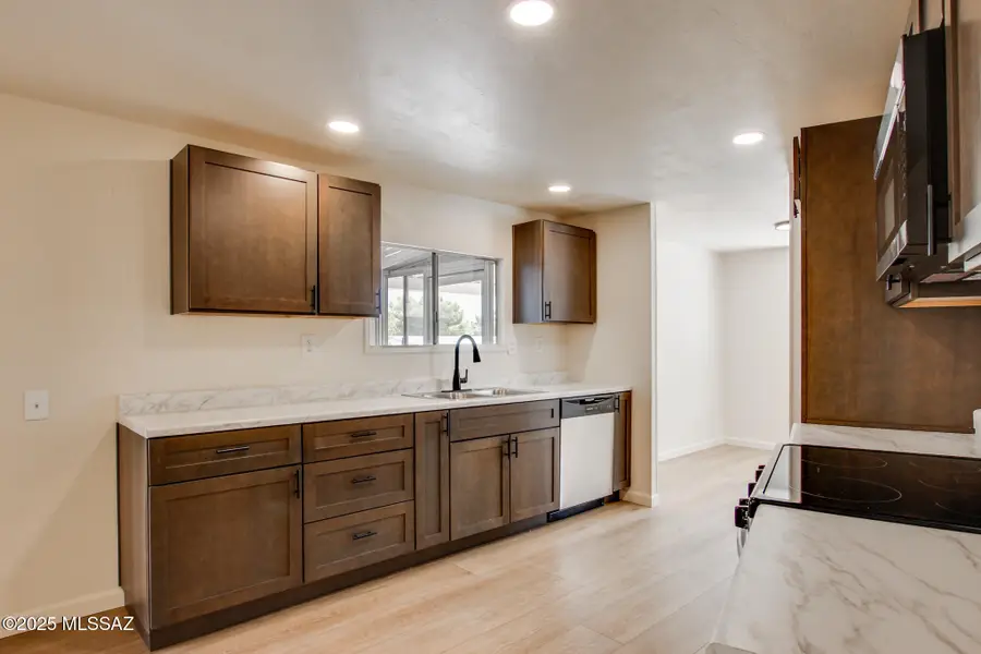 270 W Pinon, Green Valley, AZ 85614 - Image #3