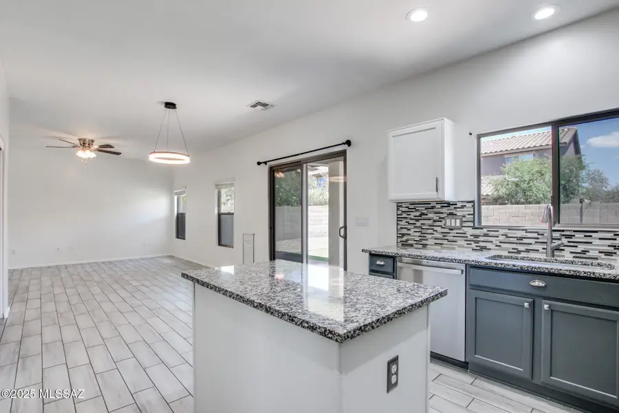 432 W Calle Sombra Linda, Sahuarita, AZ 85629 - Image #2
