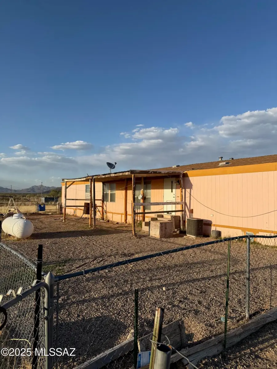 3727 N Wadsworth Road, Willcox, AZ 85643 - Image #2