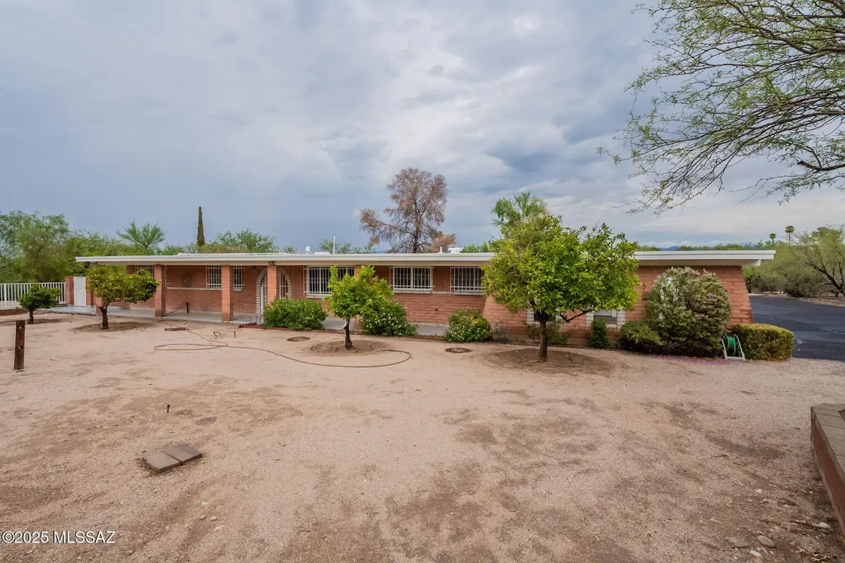 9975 E Creek Street, Tucson, AZ 85730 - Image #1