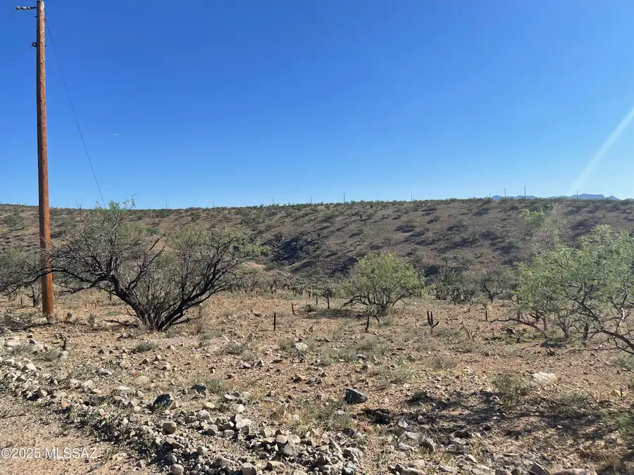 344 Anfibio, Nogales, AZ 85648 - Image #3