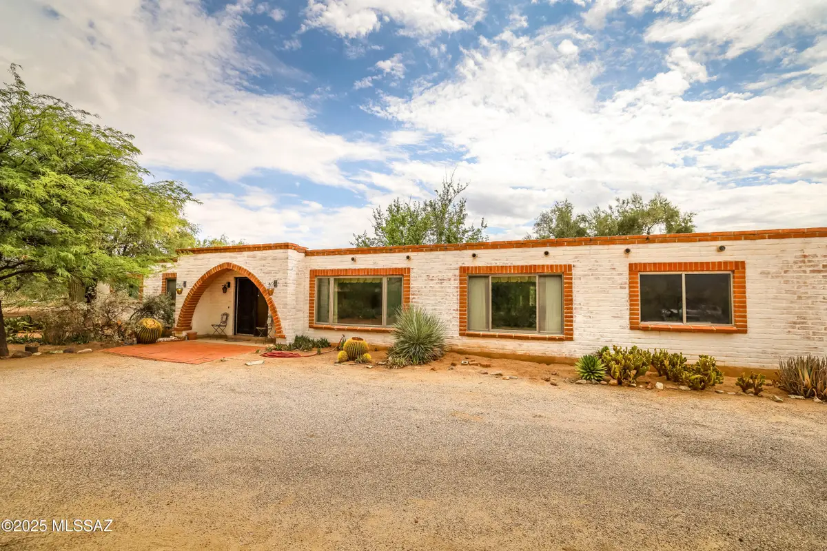 8620 N Pomona Avenue, Tucson, AZ 85704 - Image #1