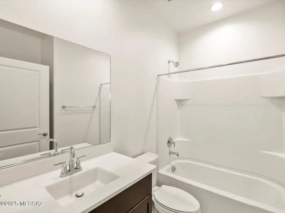 9865 N Solstice Avenue, Tucson, AZ 85743 - Image #1