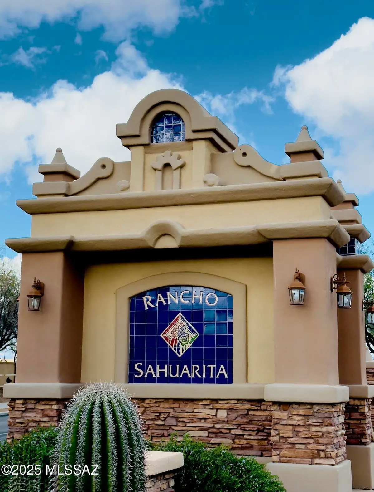 242 E Placita Haciendas Del Lago #14, Sahuarita, AZ 85629 - Image #1