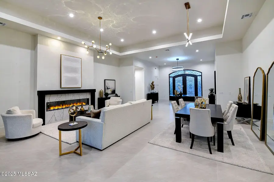 6138 N Jochums, Tucson, AZ 85718 - Image #2