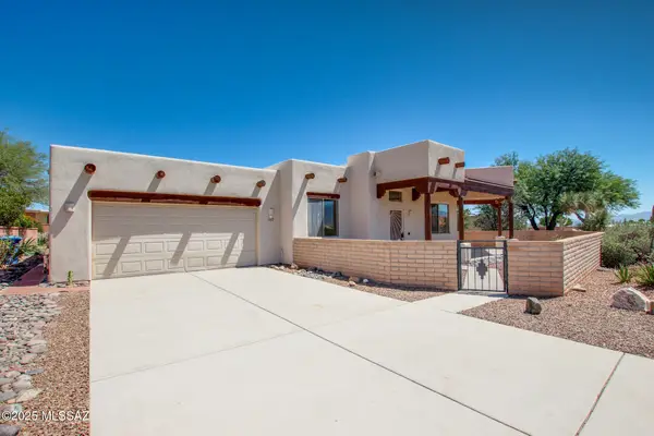 656 W Rio Moctezuma, Green Valley, AZ 85614