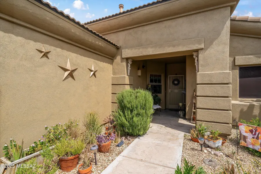93 E Calle Vivaz, Green Valley, AZ 85614 - Image #2