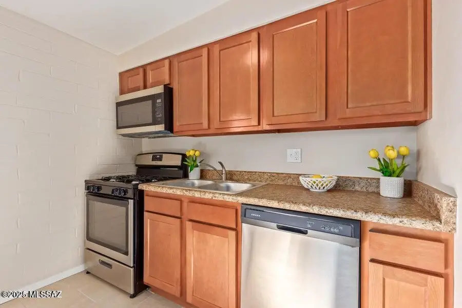 2018 S Cloverland Avenue, Tucson, AZ 85711 - Image #3