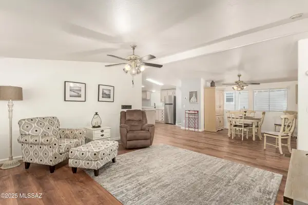 7730 W Edgestone Street, Tucson, AZ 85735