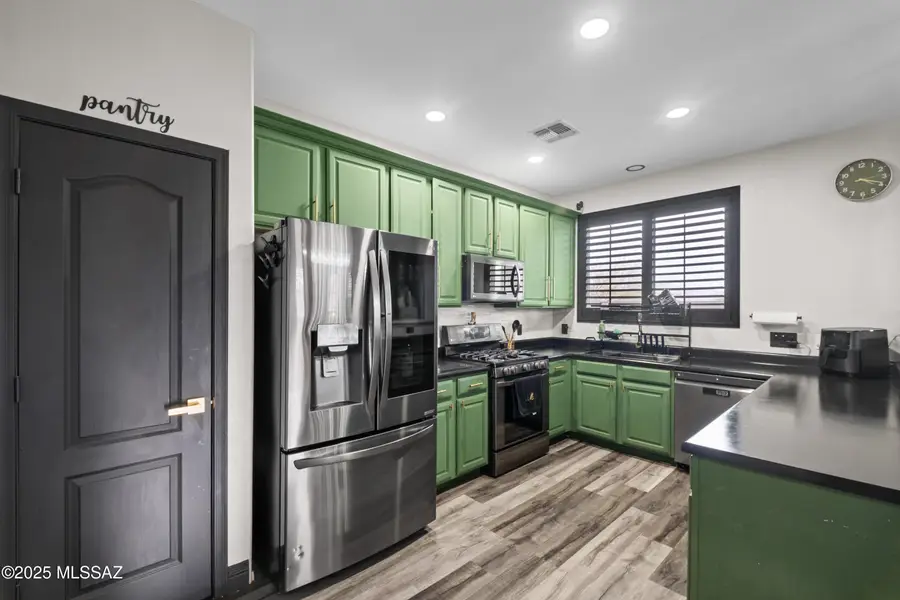 570 W Paseo Celestial, Sahuarita, AZ 85629 - Image #2