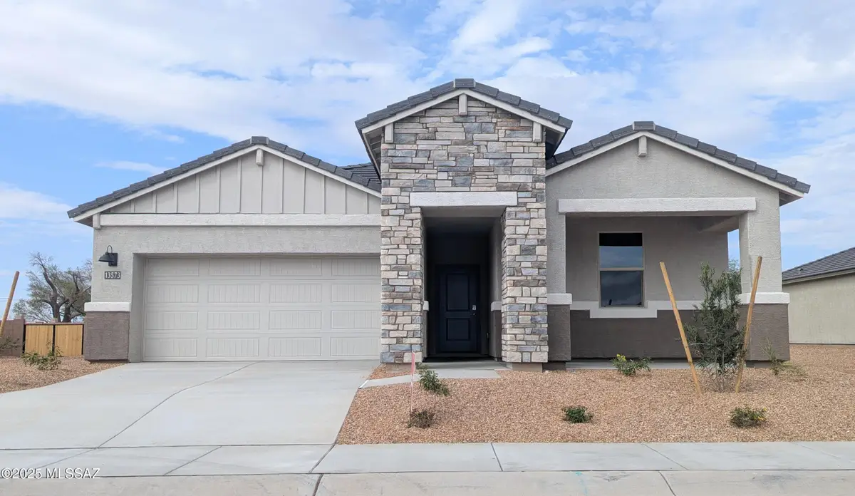 13573 N Nicholas Court, Marana, AZ 85653 - Image #1