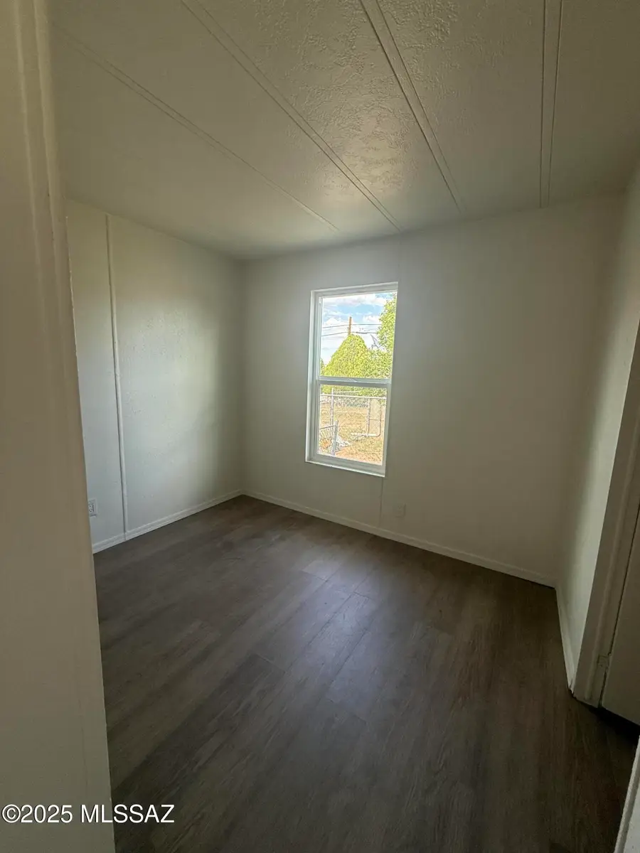 280 E Flint Street, Benson, AZ 85602 - Image #2