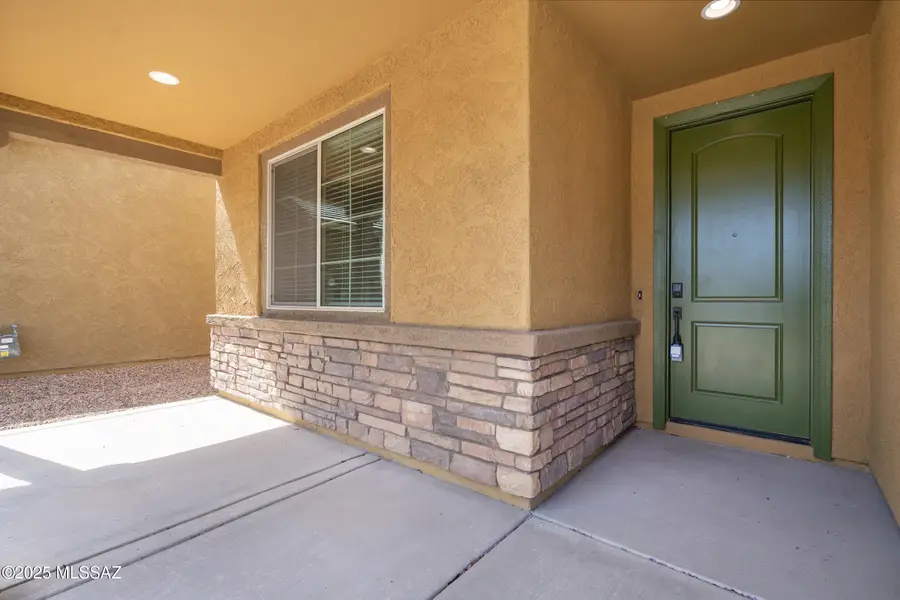 9813 E Miller Peak Trail, Tucson, AZ 85747 - Image #2