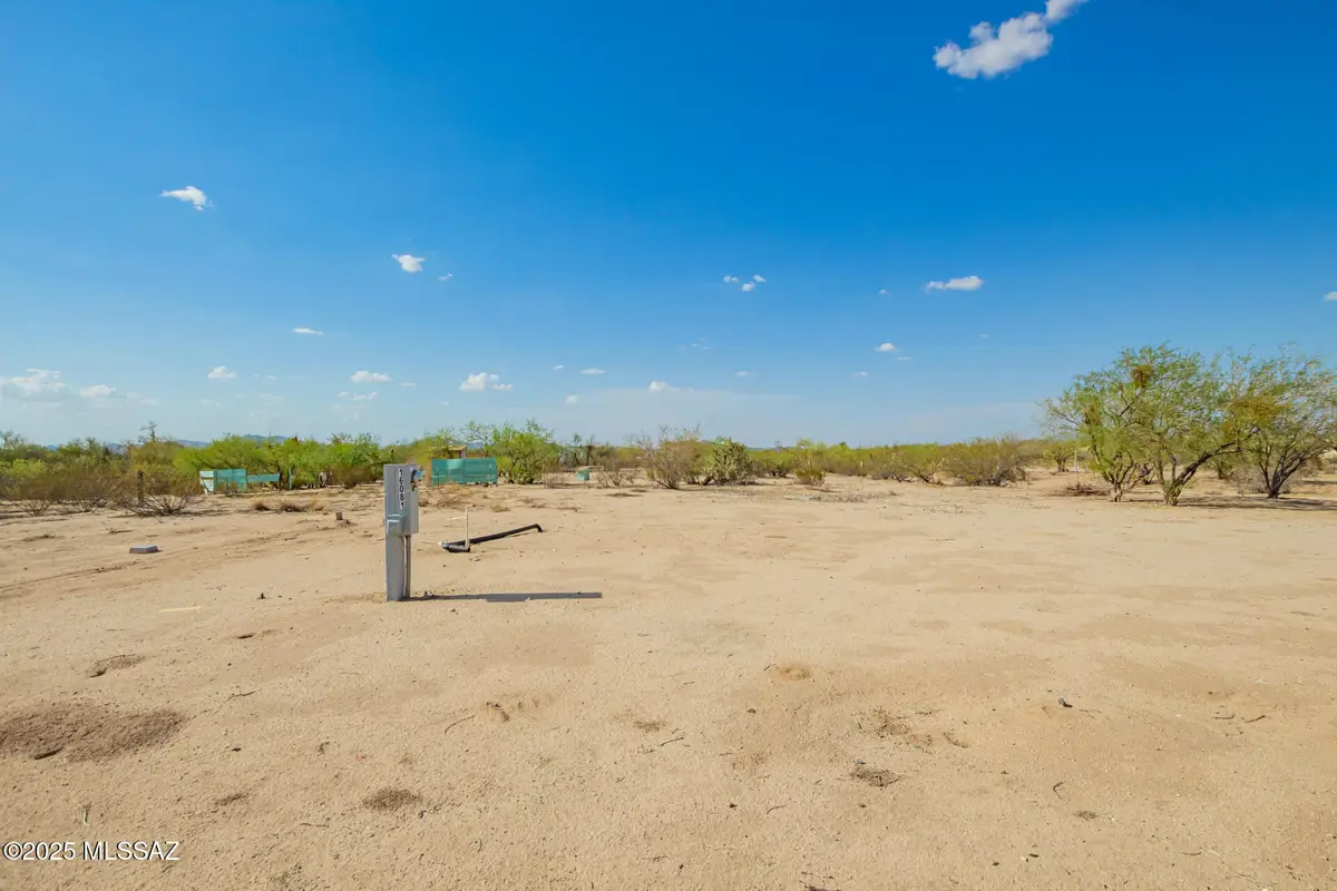 16081 W Quinlin Trail, Tucson, AZ 85735 - Image #1