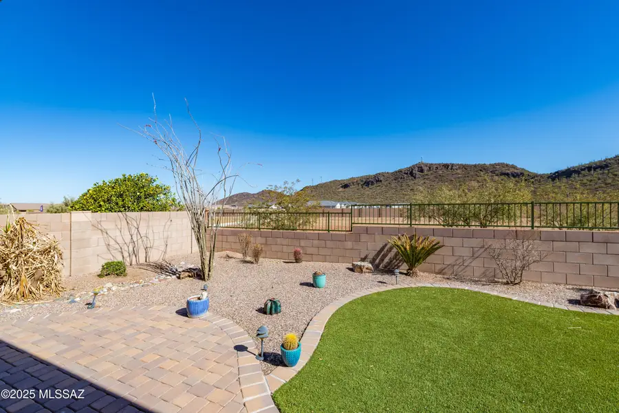 9800 N Saguaro Breeze Way, Marana, AZ 85653 - Image #3