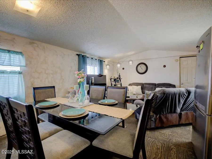 9865 S Desert Brush Loop, Tucson, AZ 85756 - Image #3