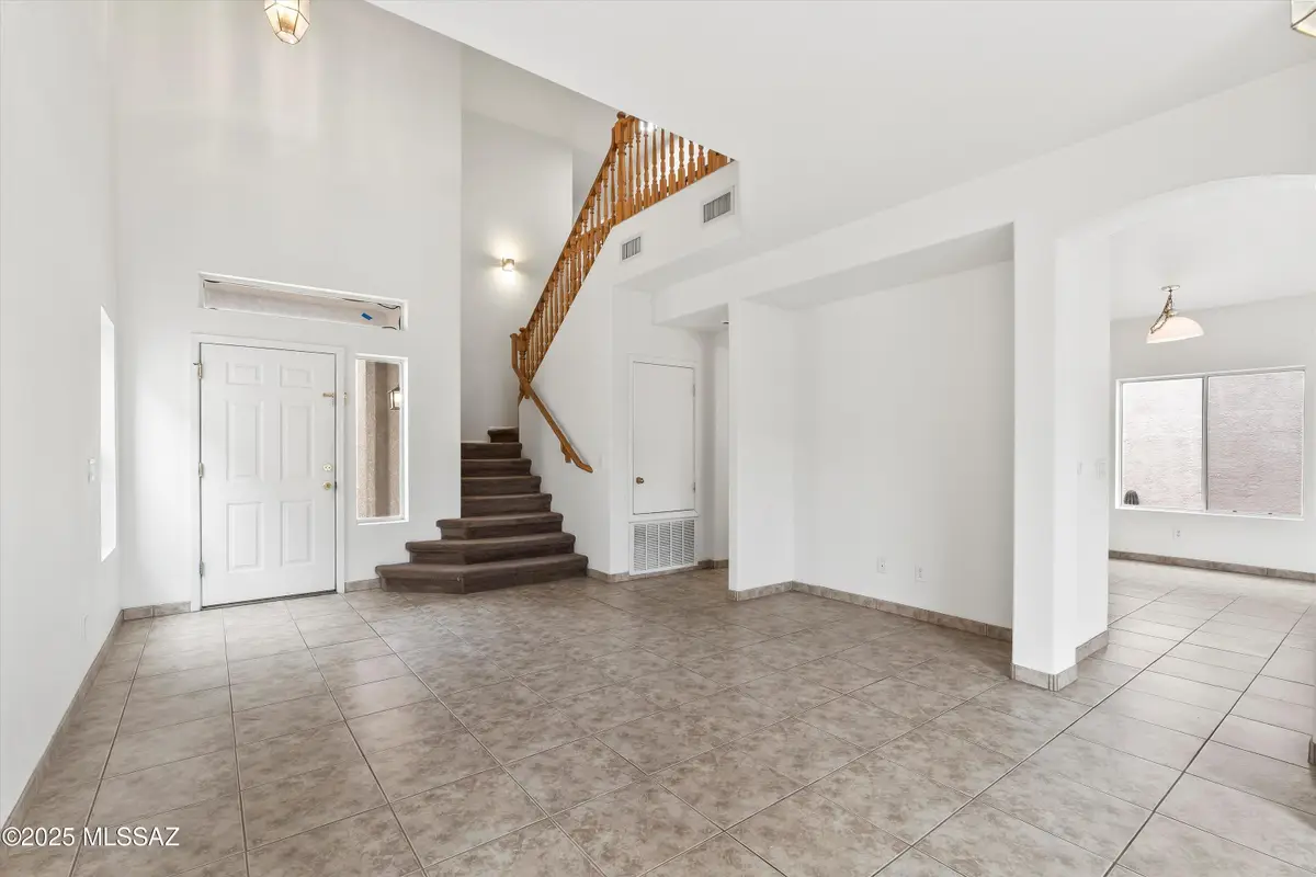 7333 W Sunset Mountain Drive, Tucson, AZ 85743 - Image #1