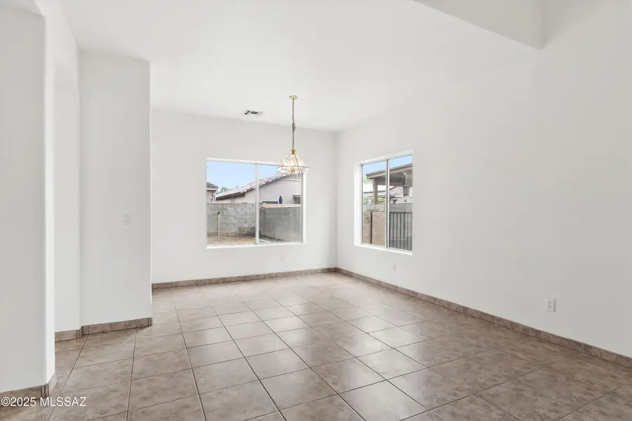 7333 W Sunset Mountain Drive, Tucson, AZ 85743 - Image #3